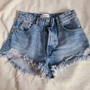 A picture of Partra shorts 20 000