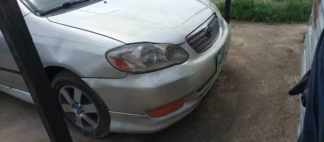 A picture of 2004 Corolla sport Engine needs work Body needs work 1