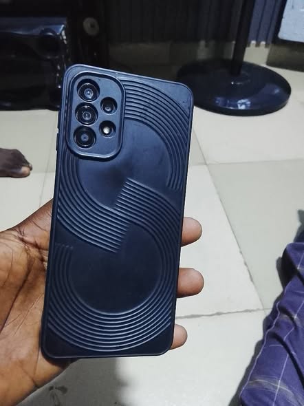 A picture of Samsung A32 5G
