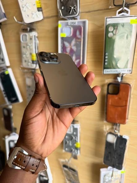A picture of Iphone 14 Pro