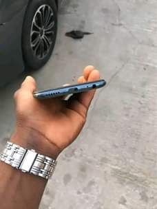 A picture of Spark 4 pro 64gb