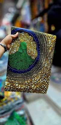 A picture of KARIBU VITENGE ORIGINAL PANDE 3 HAVICHUJI WALA KUPAUKA.