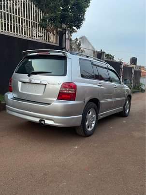 A picture of Toyota Kluger 2.4CC for sale at 23M 0750836715