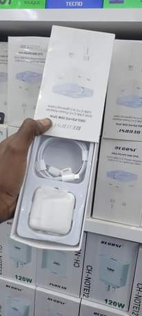 A picture of Fast charges Smart Iphone Type c