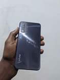 A picture of 0763752853 njoo kagua lipia dukani hyo ni vivo y20 gb