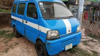 A picture of This keke bus is very sharp everything is working perfectly
