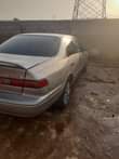A picture of 1st body Toyota camry 2000model
