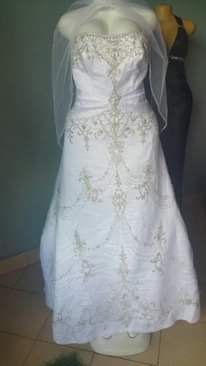 A picture of AFFORDABLE WEDDING GOWNS CHANGING DRESSES