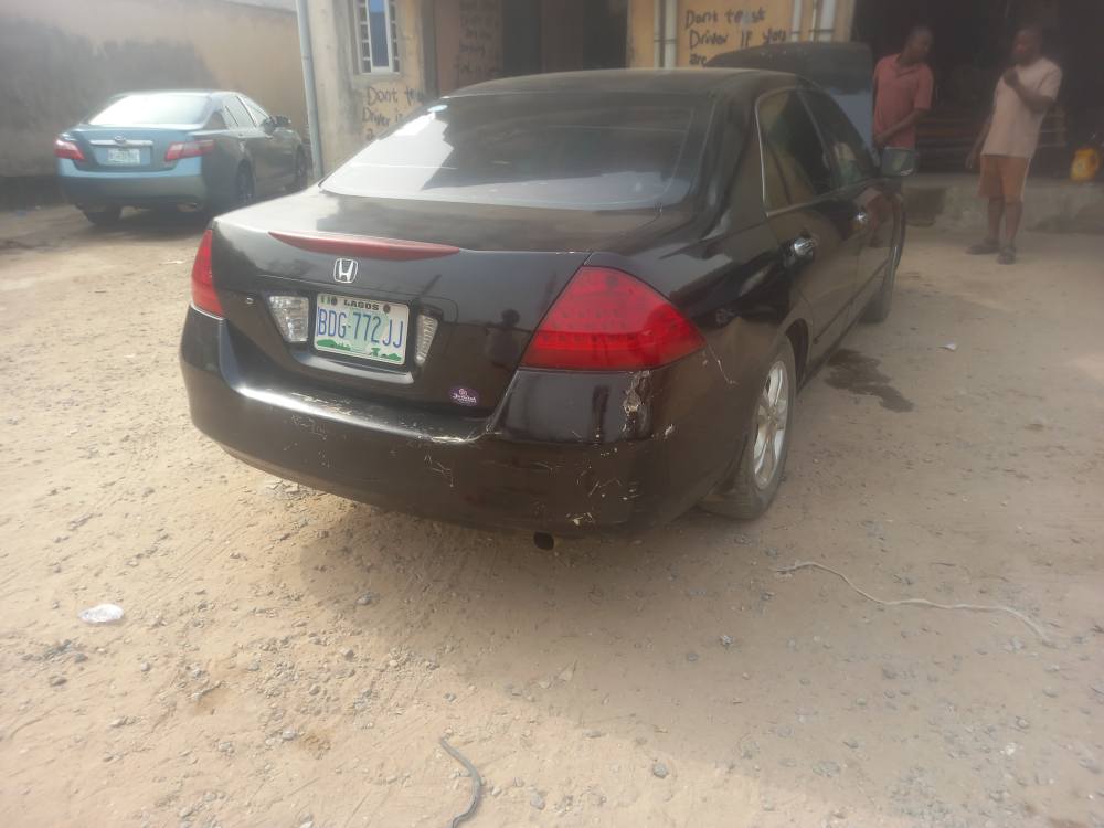 A picture of USED 2007 HONDA ACCORD DC