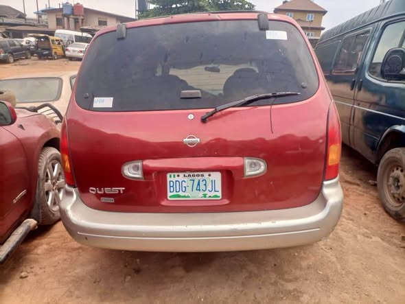 A picture of Nissan quest