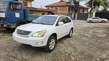 A picture of TOKUNBO 2005 LEXUS RX 330 THUMBSTART