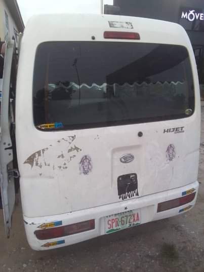 A picture of FOR SERIOUS BUYER S ONLY HIJET BUS AUTOMATIC ENGINE AND