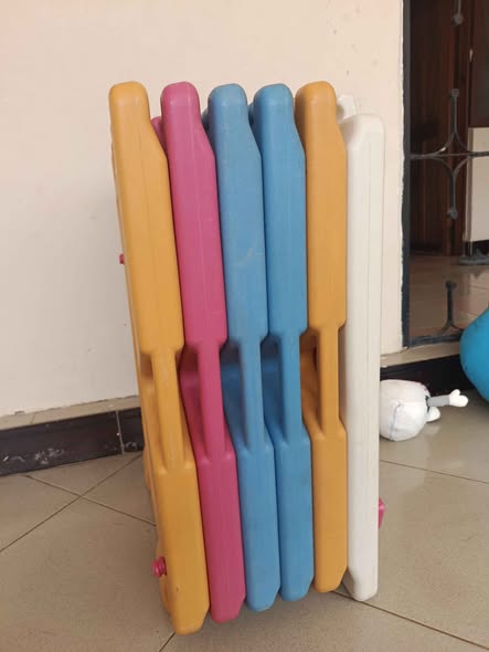 A picture of Minnie playpan