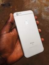 A picture of iPhone 6s at 200k