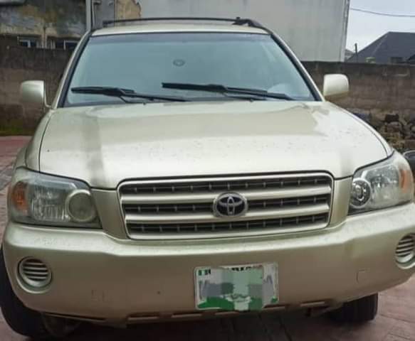 A picture of Takas Motors 07060931241 Belgium grade Toyota Highlander Untampered Engine and