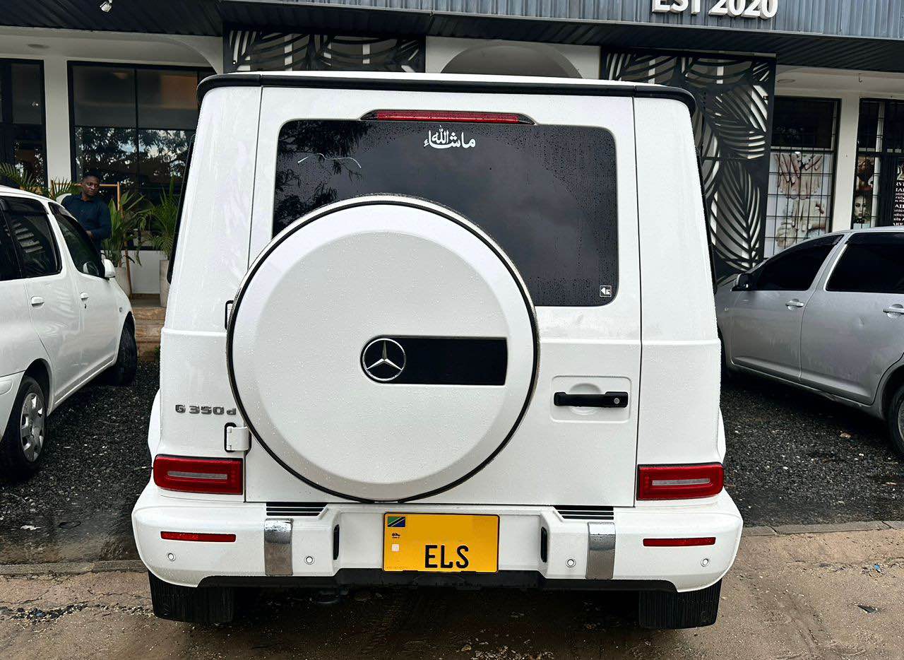 A picture of MERCEDES BENZ G CLASS 2021