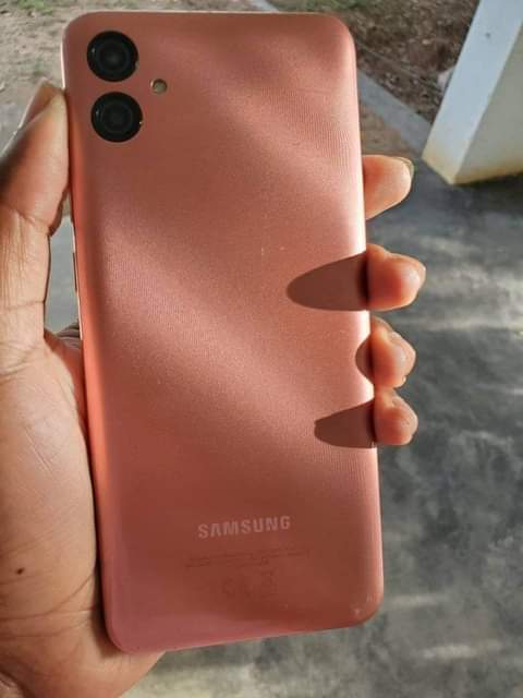 samsung galaxy a04e