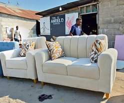 A picture of Sofa mpya 160 000 0785939368 Ndani ya dar usafir Nakuletea