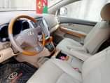 A picture of Lexus RX330 registered