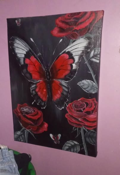 A picture of Am selling off a bunch of six art pieces at