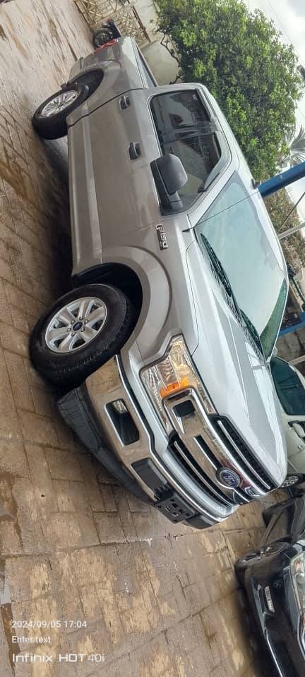 A picture of FORD F150 20202
