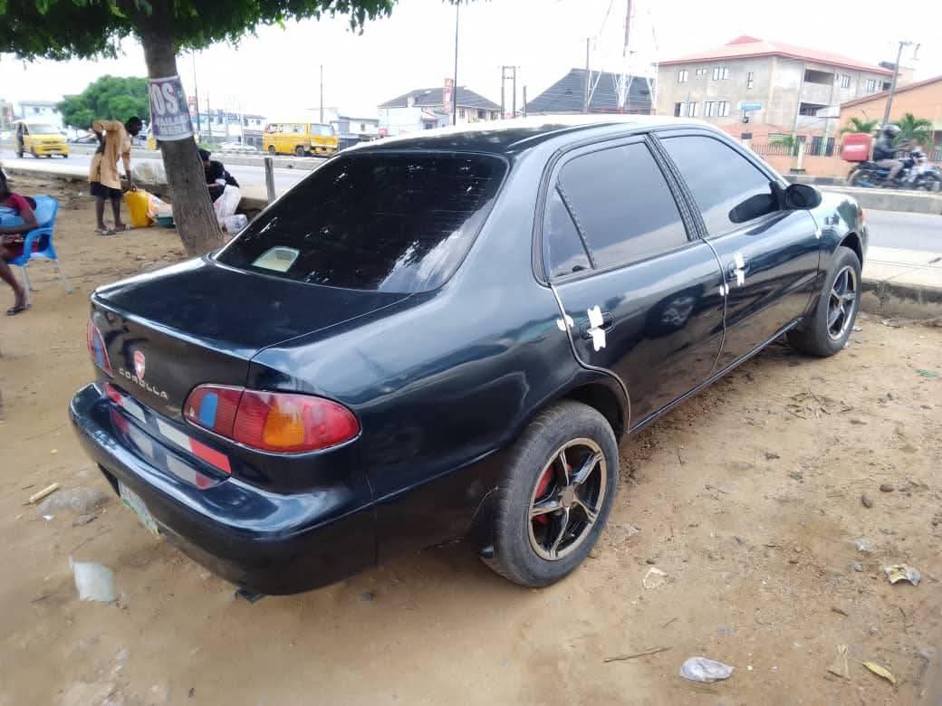 A picture of Toyota corolla
