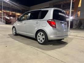 A picture of Toyota Ractis mpya