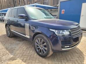 A picture of 2014 Range Rover Vouge slightly used price 28 5M Abuja