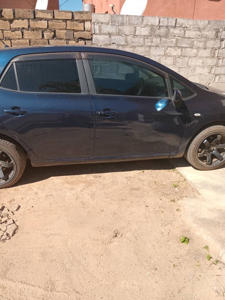 toyota auris