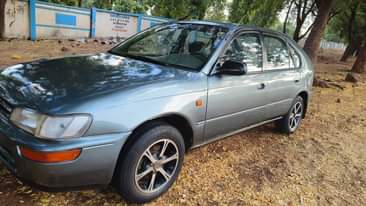 A picture of 1998 Toyota Corolla 1 6