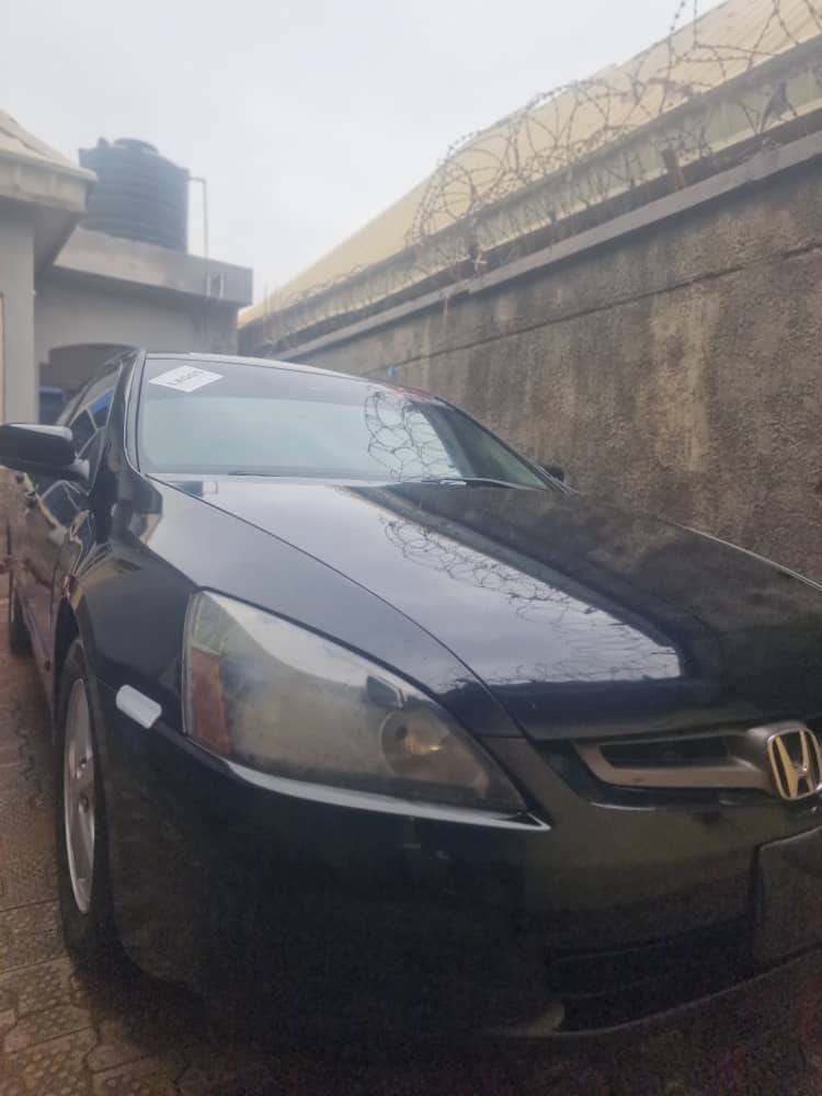 A picture of Honda Accord 2005