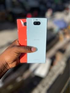 A picture of Sony xperia 8 64Gb 230 000