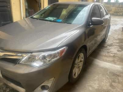 A picture of 2014 Toyota Camry Tokunbo standard