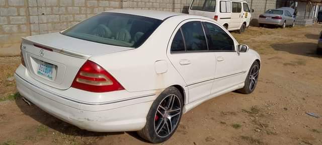 A picture of Distress C 230 Benz for sale 2m to owner sambo