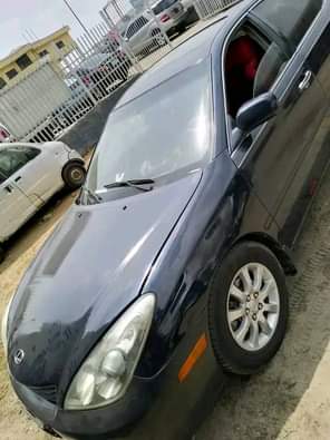 A picture of Lexus es 330 Engine and gear 100 Ac needs attention