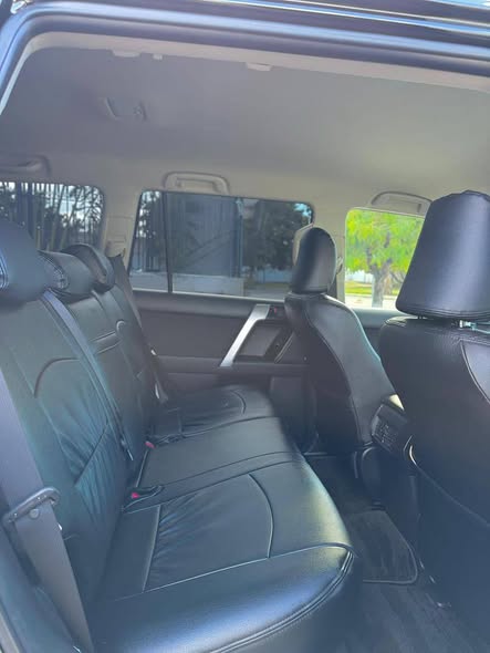 A picture of TOYOTA PRADO TX J150
