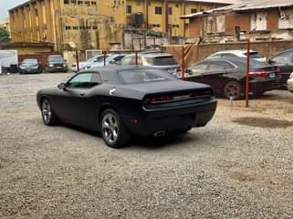 A picture of SUPER CLEAN DODGE CHALLENGER 2013 BLACK