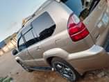 A picture of egistered Lexus GX 470 Utility 2005 Engine and gear wit