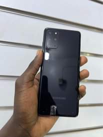 A picture of Samsung s20 plus 5G esim 128gb 12gb ram clean 700k
