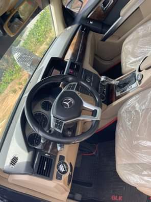 A picture of Toks standard first body Mercedes Benz GLK 350 2010 Fully