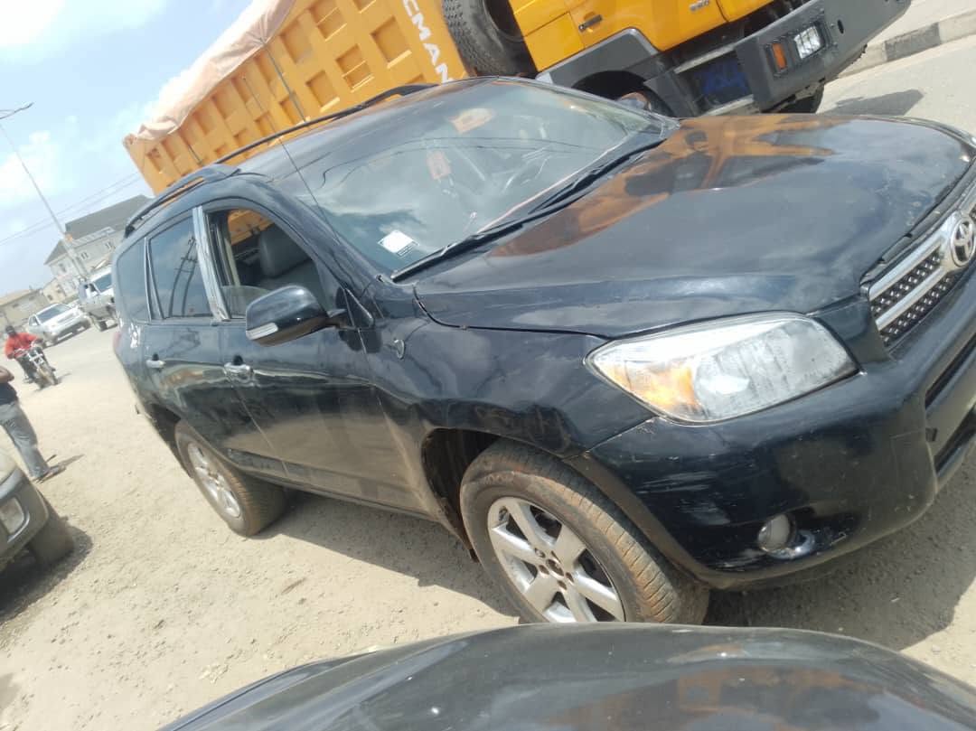 A picture of 2008 Toyota RAV4 for sale