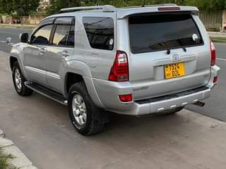 A picture of Toyota Hilux surf