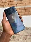 A picture of Samsung Galaxy A40 5g Ram storage 6 128gb 320 000