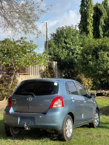 A picture of DISTRESS SALE EXTREMELY CLEAN 2008 AUTOMATIC DRIVE TOYOTA YARIS NORMAL
