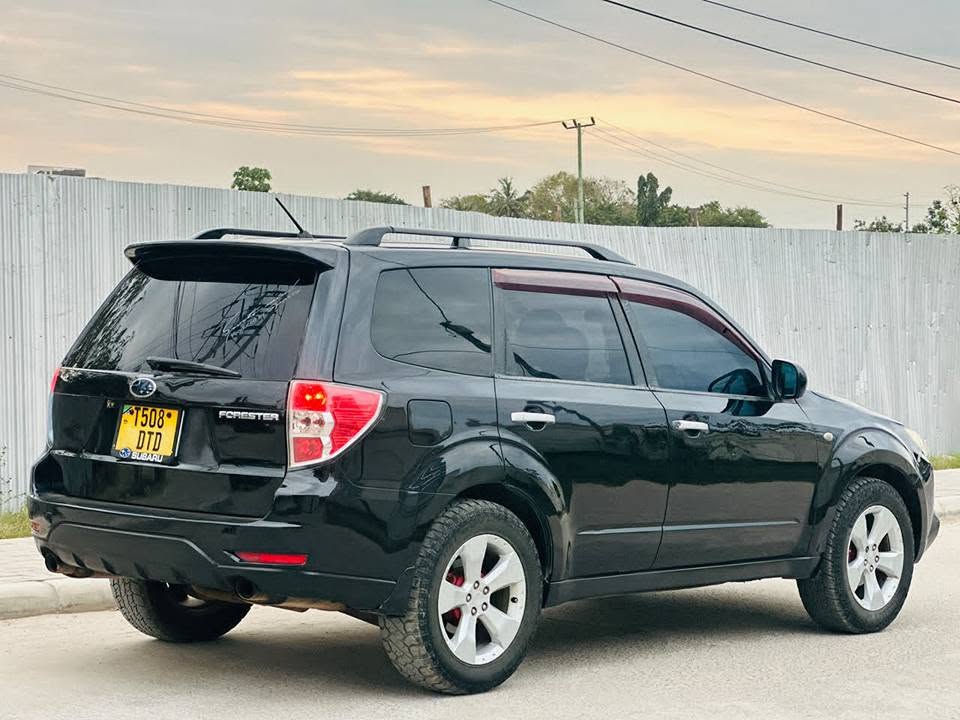 A picture of SUBARU FORESTER