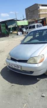 A picture of Toyota platz