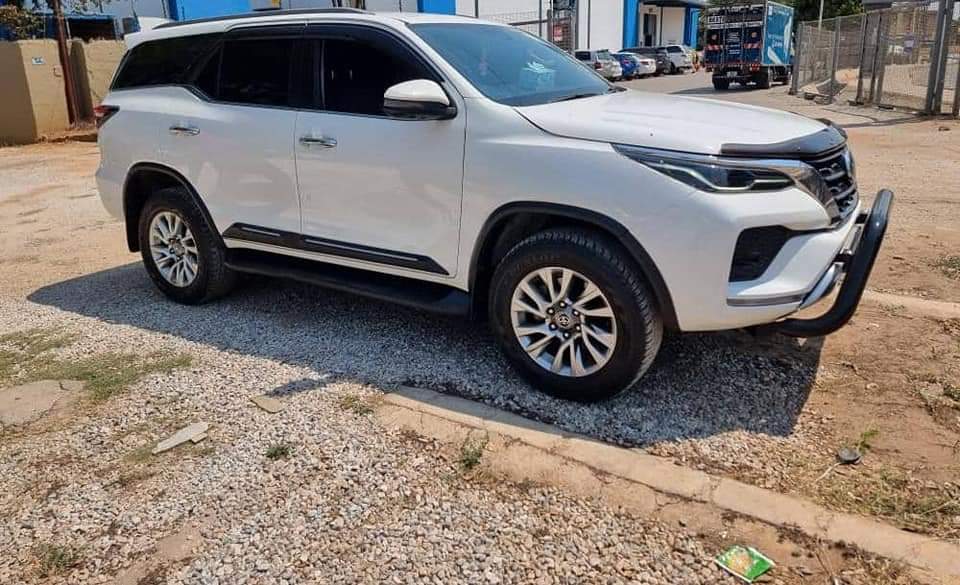 used toyota fortuner