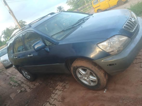 A picture of Distress like never before Lexus RX300 at N1 950