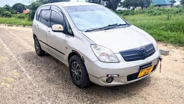 A picture of 2005 Toyota Spacio