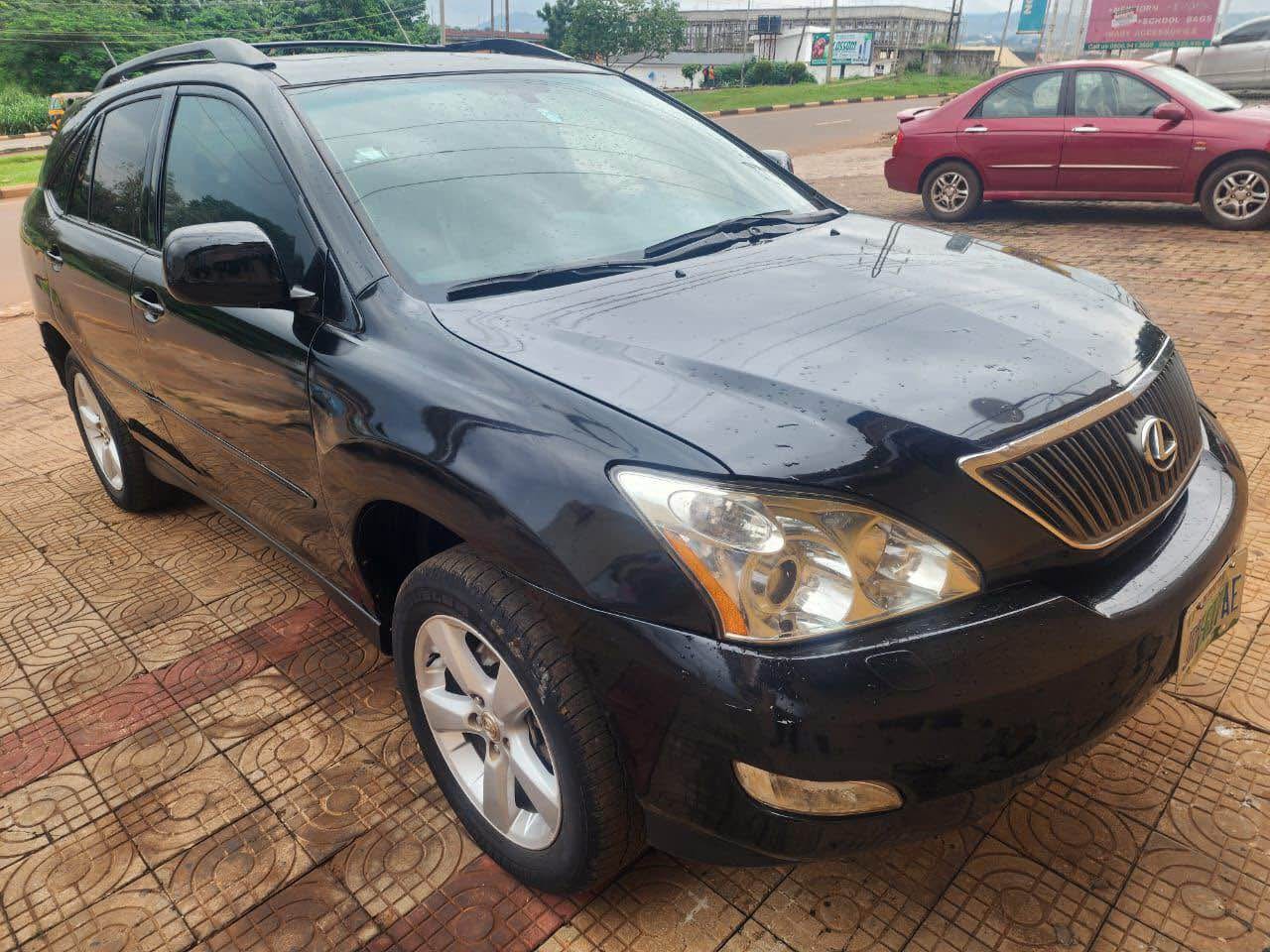 A picture of CLEAN RX 330 BELGIUM EQUIVALENT AVAILABLE FOR SALE ENGINE UNTAMPERED